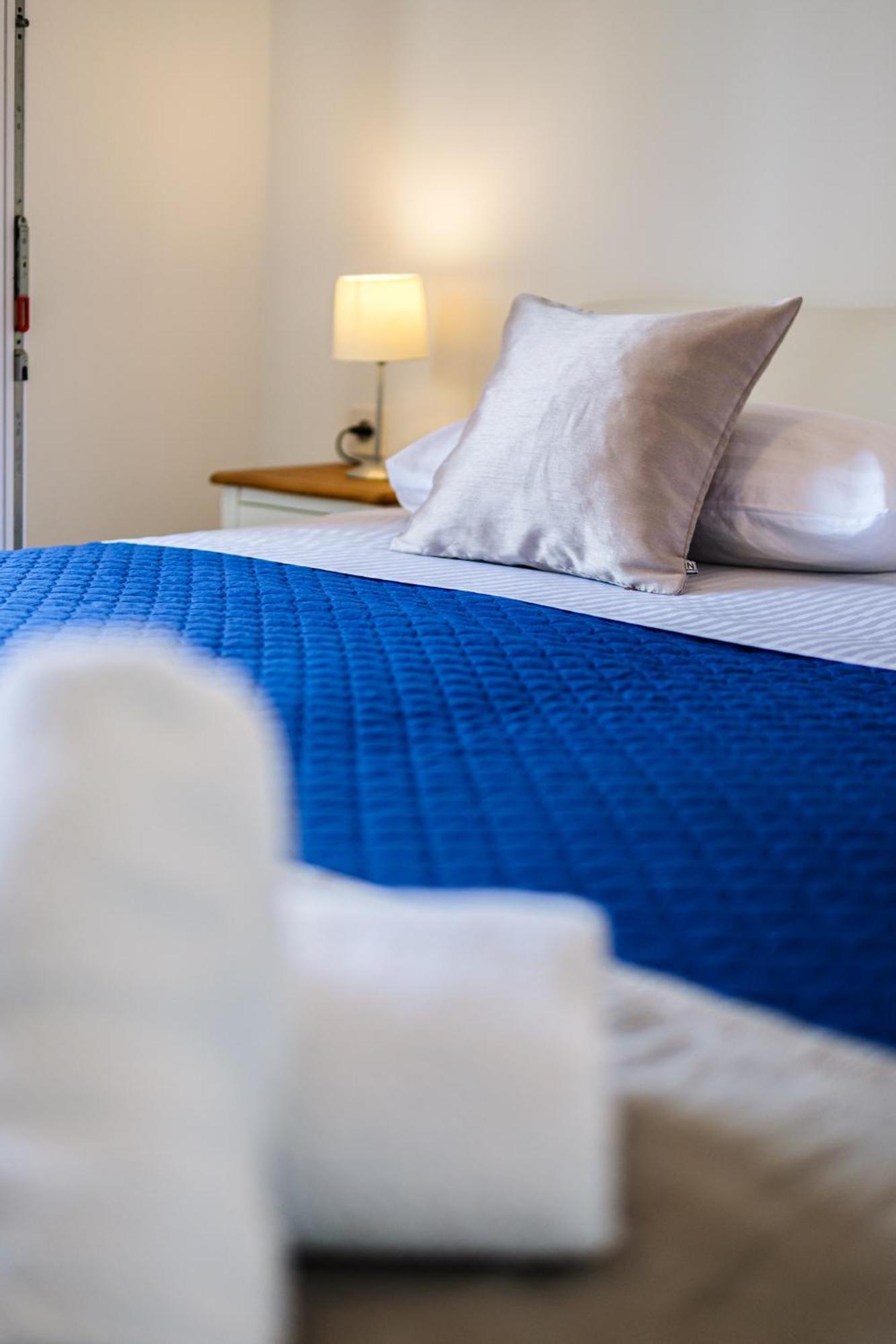 Rooms Anna Milna  Εξωτερικό φωτογραφία